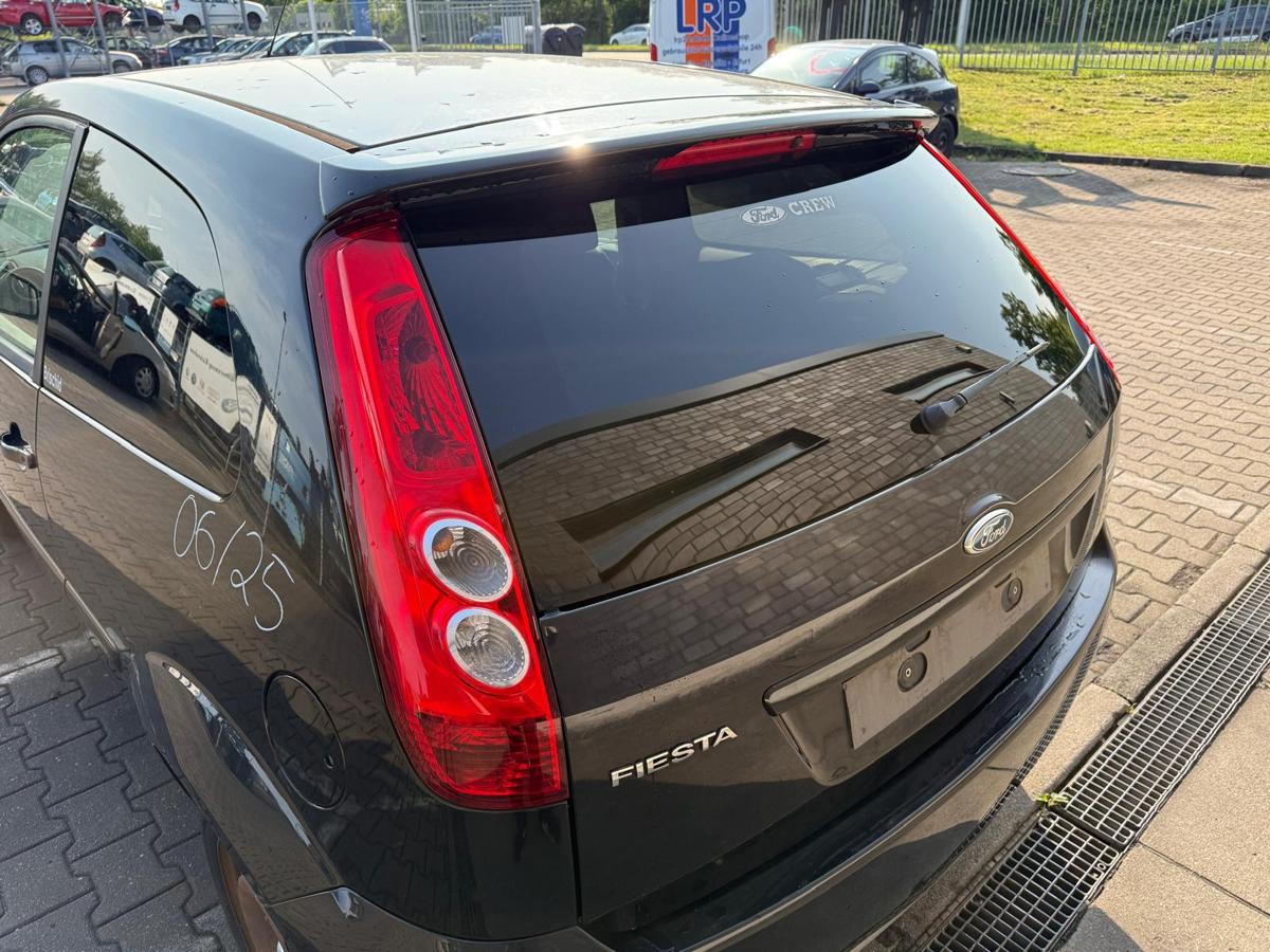 Ford Fiesta JD3 original Heckklappe mit Scheibe Panther Schwarz 3-Türer BJ08